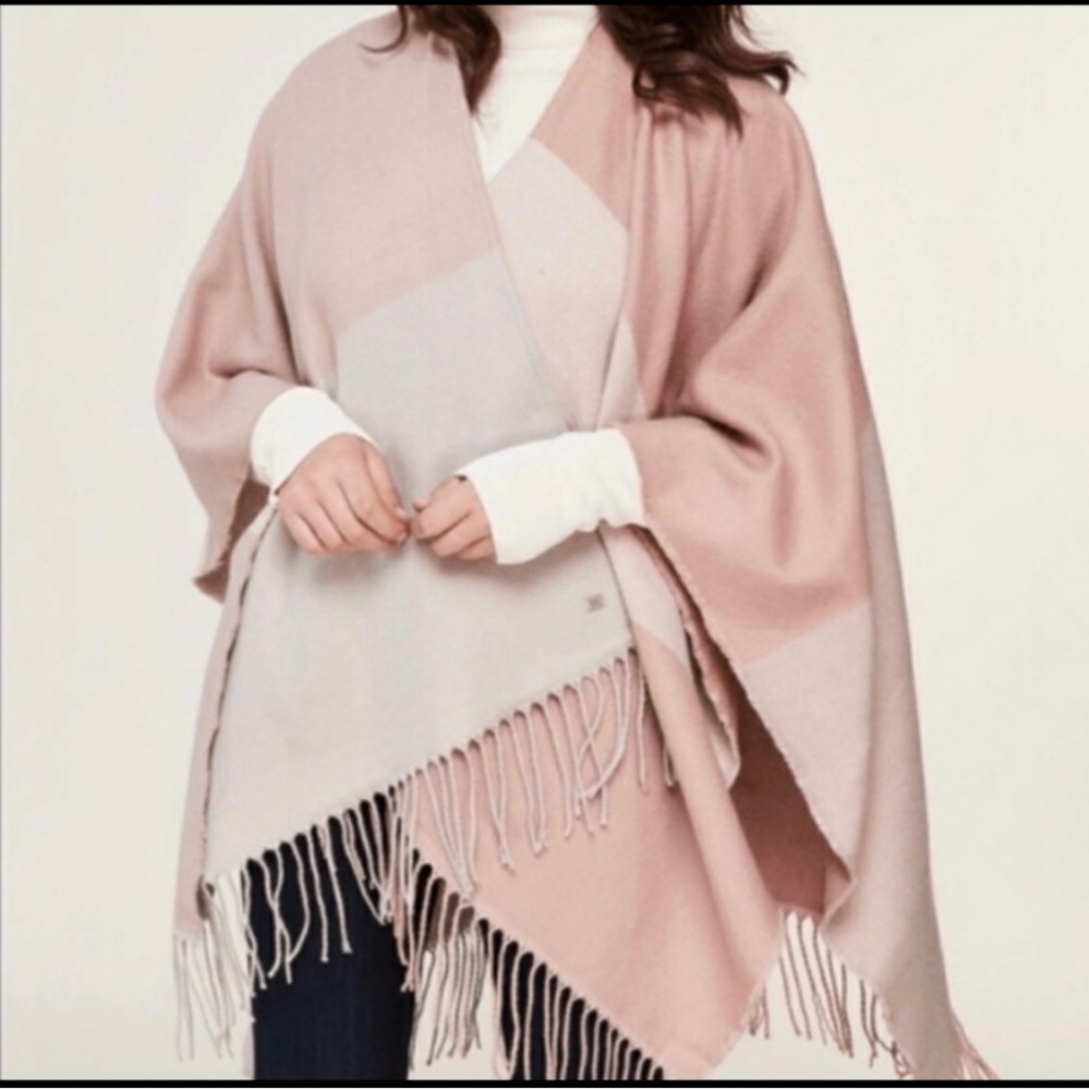 Soia & Kyo Scarfigan shawl cape poncho ONE SIZE